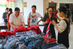 快樂研學(xué)、增長知識，立志報國！