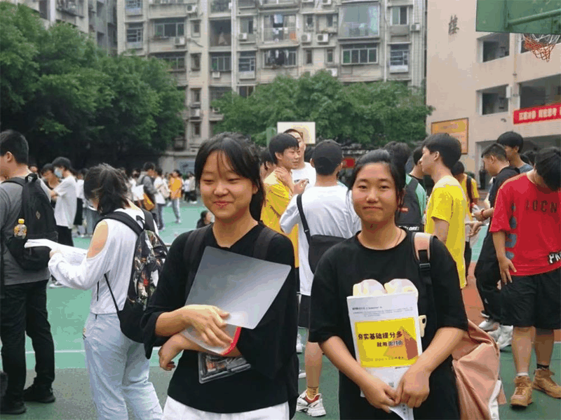 2021年萬州普通高中錄取分?jǐn)?shù)線出爐！看看你家孩子讀哪所學(xué)校？