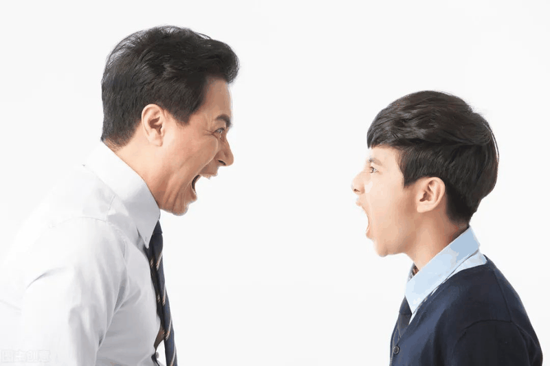 家長(zhǎng)過度滿足孩子的需求，極容易導(dǎo)致青春期叛逆，適當(dāng)拒絕有方法