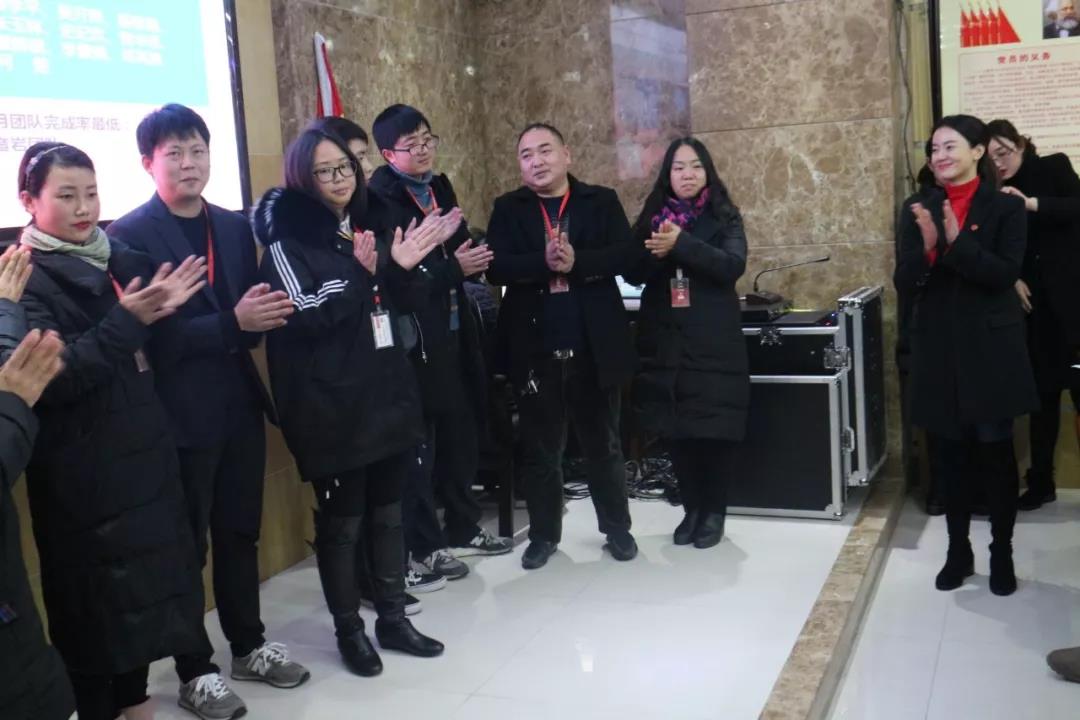 2019年，我們還在做房產(chǎn)中介，買房、賣房請放心找我們！